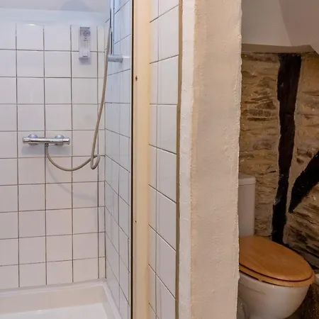 Charmante Maison En Anjou Bleu, 2 Pers, Terrasse, Poêle à Bois, équipements Bébé, Cuisine équipée - Fr-1-622-72 *